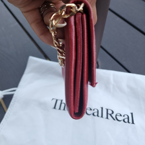 📣SOLD!! GUC Salvatore Ferragamo Saffiano wallet - Picture 2 of 9